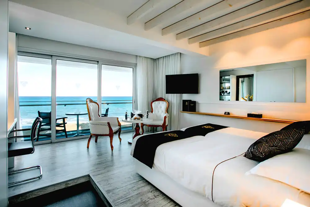 THE CIAO STELIO DELUXE HOTEL