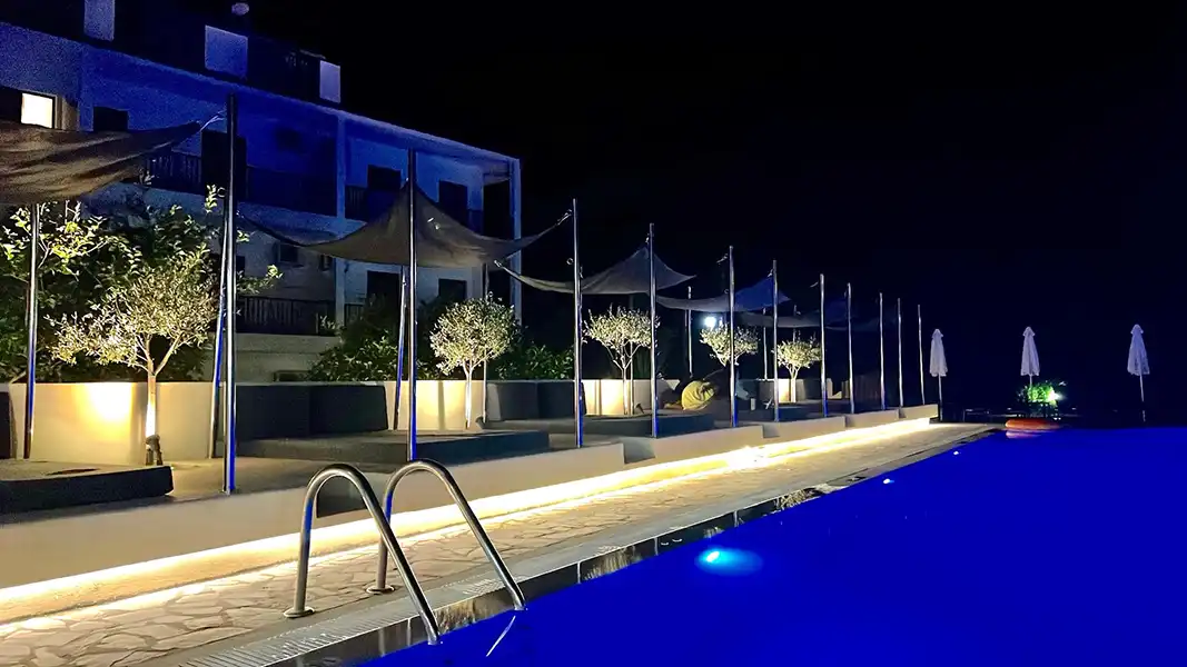 Bruskos Hotel & Suites